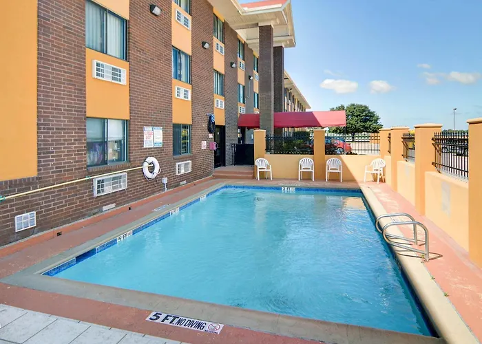 Quality Inn Dfw Airport North - Irving